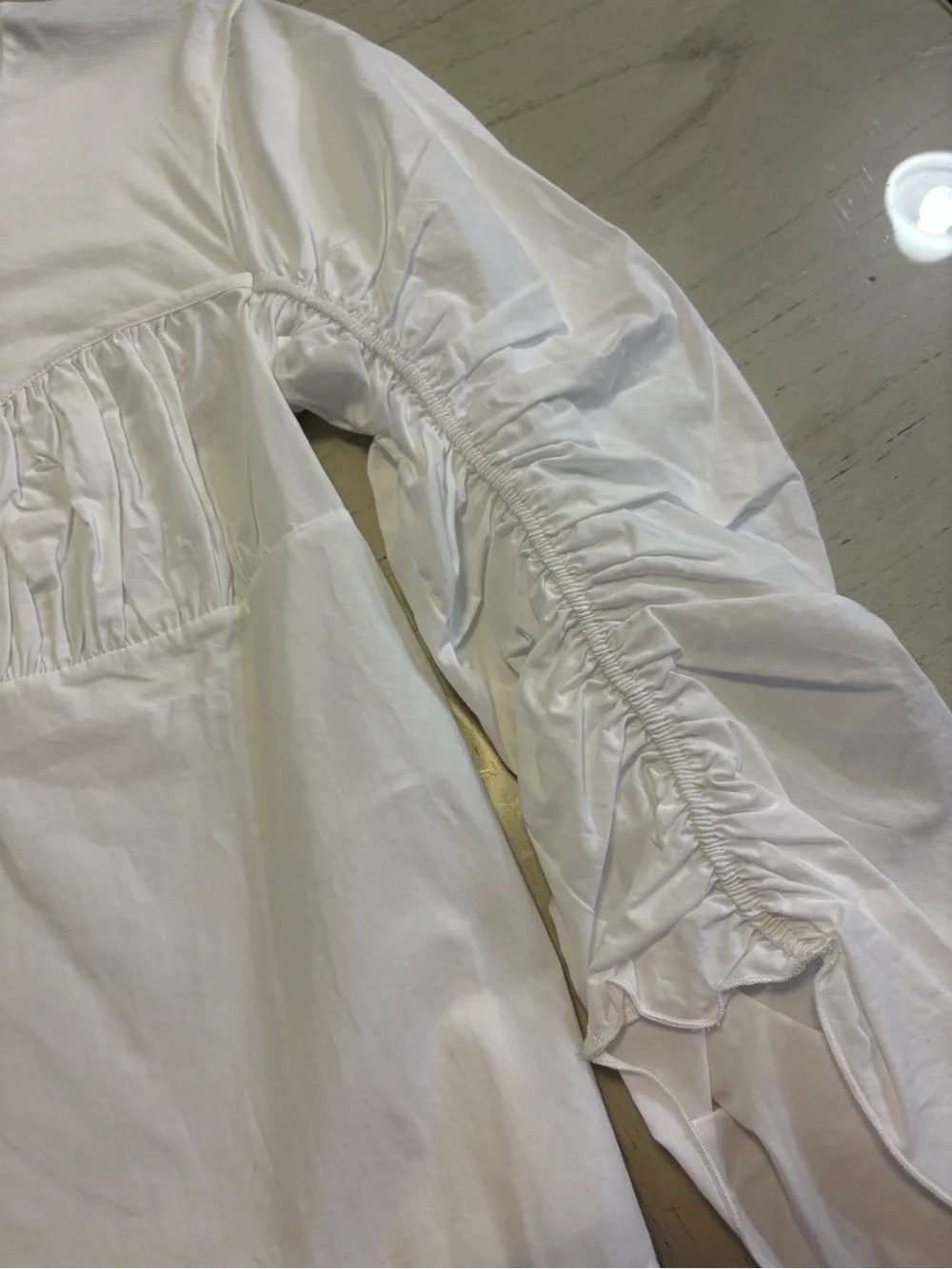 NWOT Zara White Ruched Puff-Sleeve Blouse SZ S
